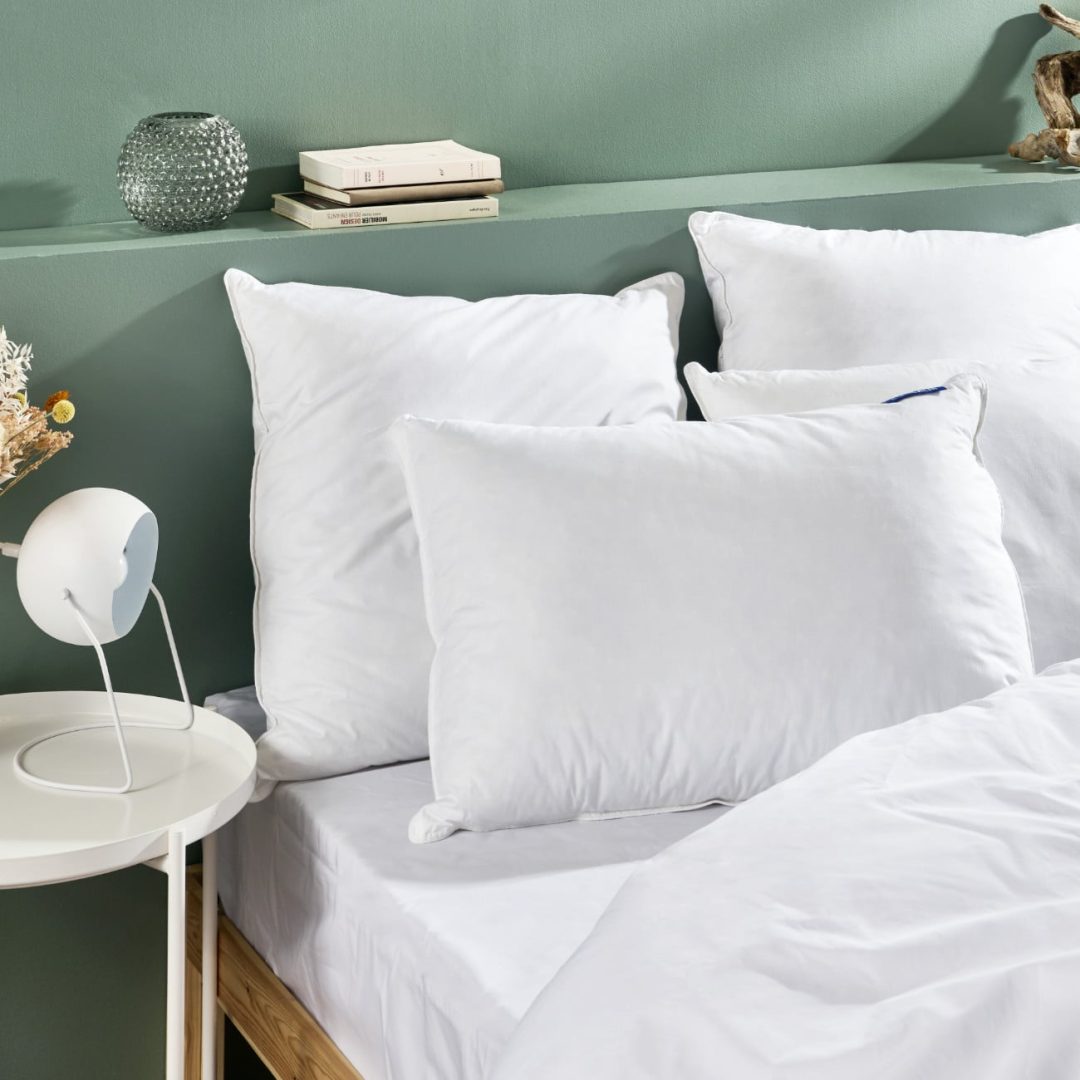 Le mémoire de forme mixte de Bleu Calin fabriqué en france est doux pour votre budget et pour vos cervicales