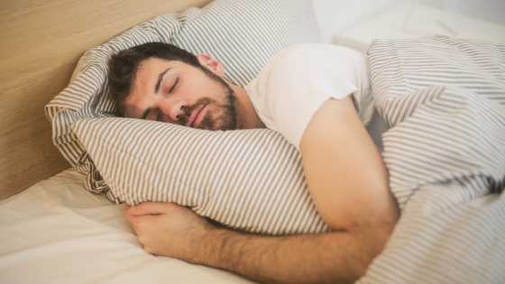 Le sommeil est un point clé pour un bon rétablissement, soyez donc à l'écoute de votre corps et reposez vous si des signes de fatigues se font ressentir