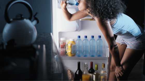 Même la nuit, n'hésitez pas à vous hydrater si vous en ressentez le besoin
