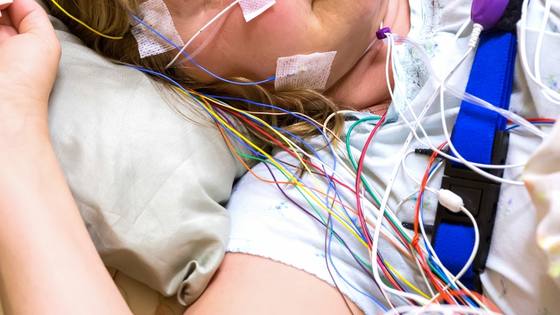 polysomnographie, l'examen pour diagnostiquer la narcolepsie
