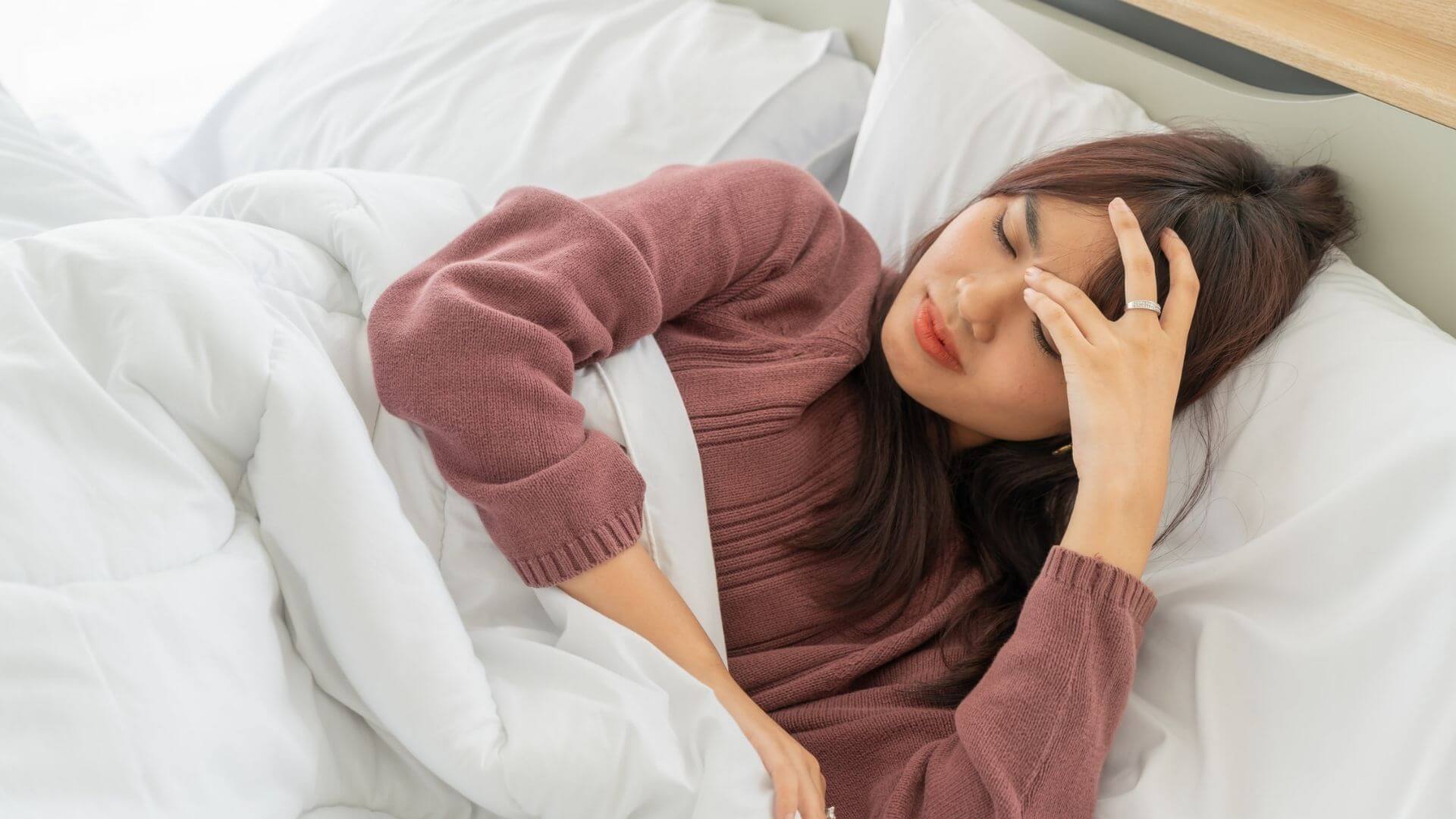 Sujet aux migraines ? Faites attention à la fermeté de votre oreiller