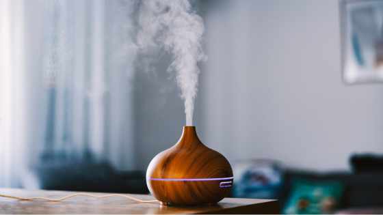 Un humidificateur d'air peut aider à réduire les toux nocturnes
