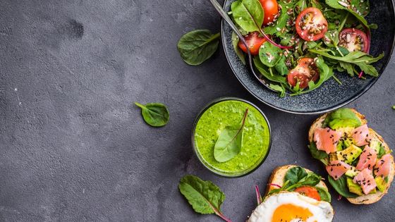 un repas équilibré peut vous aider a luter contre la somnolence post prandiale